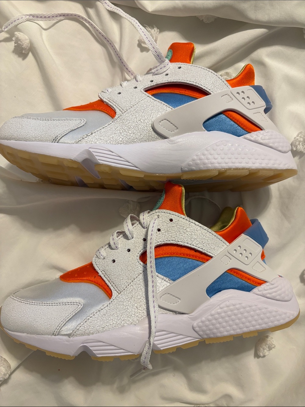Nike Men’s Sneakers in White, Orange, Blue, Mint. New never worn - Picture 3 of 8